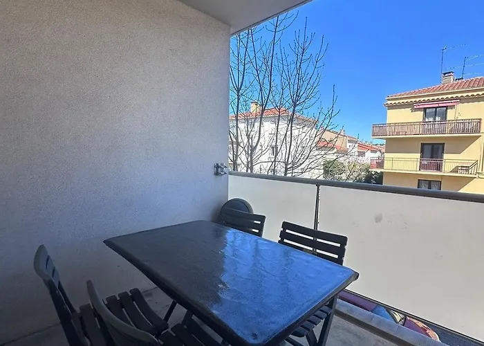 Palma Pour 2 Personnes Avec Terasse Daire *